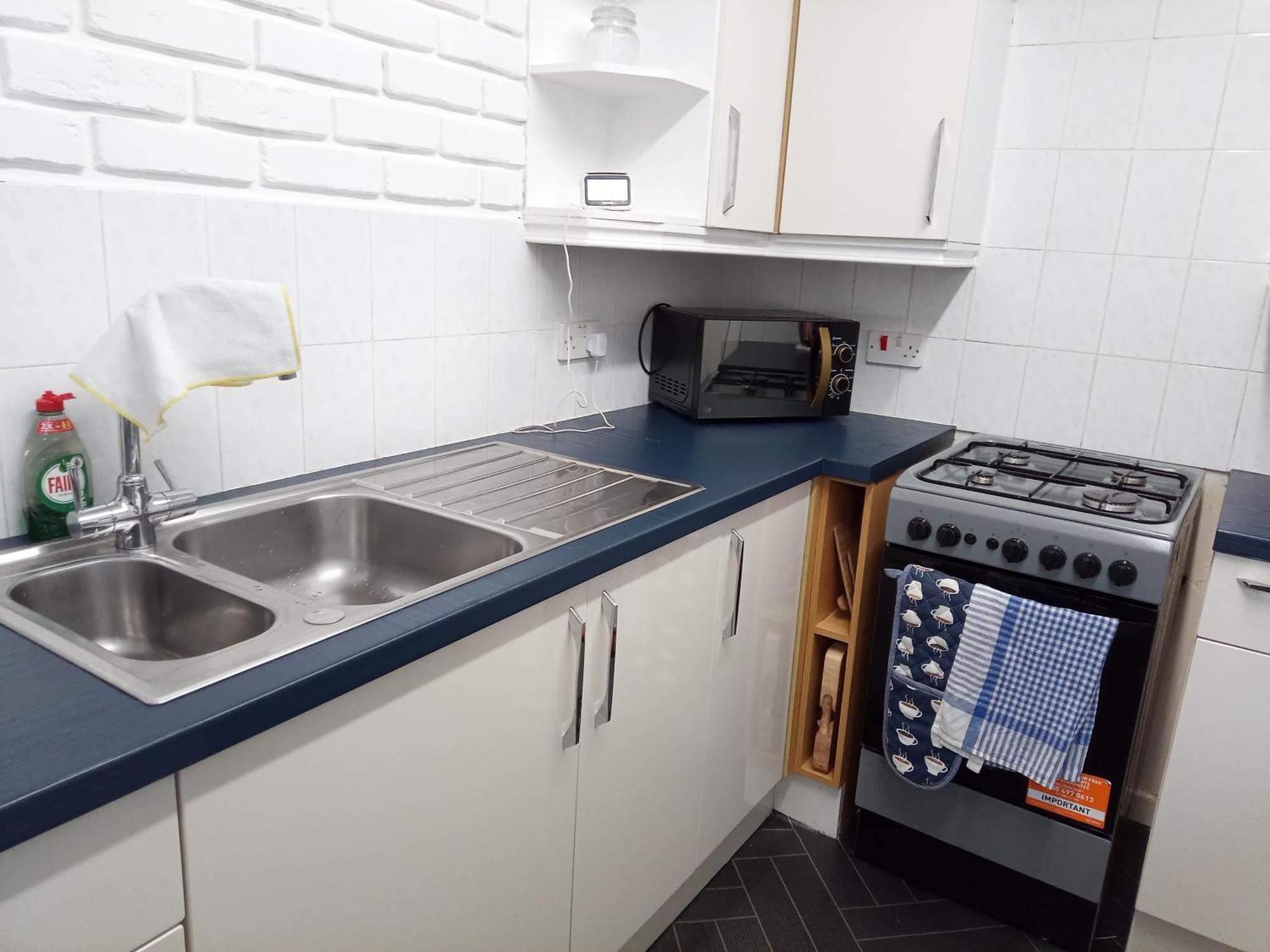 Beautiful 2-Bed House In Bolton With Free Parking Villa Luaran gambar